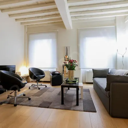 Appartamento Caseospitali - Maison Dolcevita Elegante Bilocale A Due Passi Dall'arno Firenze